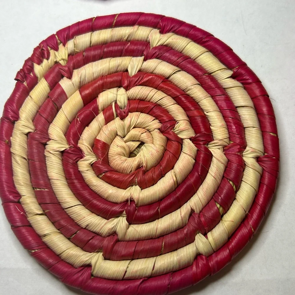 Set Of‎ 4 Boho Bohemian Woven Magenta And Natural Drink Coasters